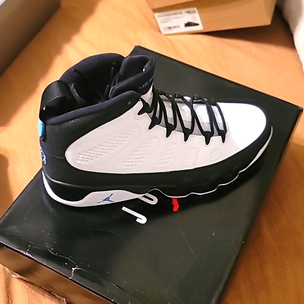 Jordan Retro 9